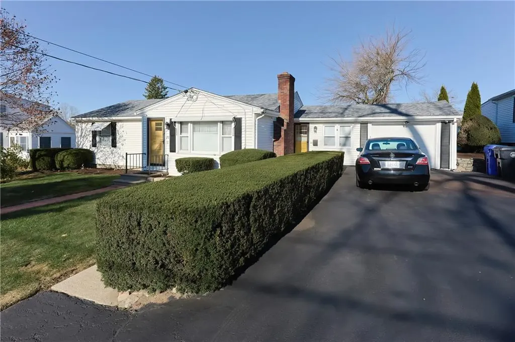 26 Packard Avenue North Providence RI 02911