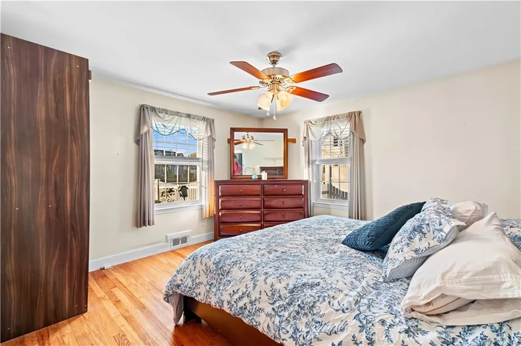 148 Stone Avenue Warwick RI 02889