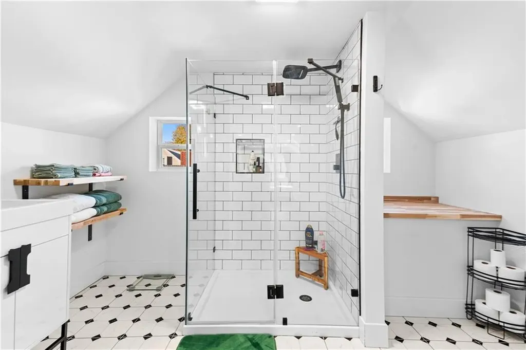 148 Stone Avenue Warwick RI 02889