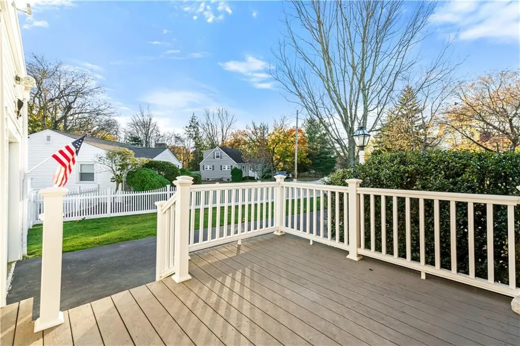 148 Stone Avenue Warwick RI 02889