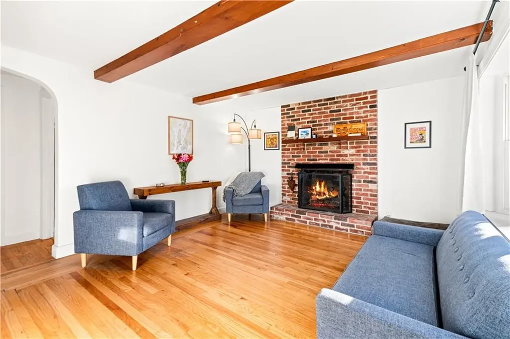 148 Stone Avenue Warwick RI 02889