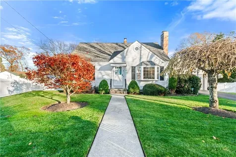 148 Stone Avenue Warwick RI 02889