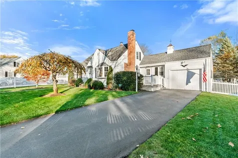 148 Stone Avenue Warwick RI 02889