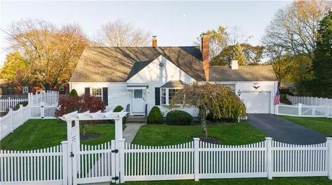 148 Stone Avenue Warwick RI 02889