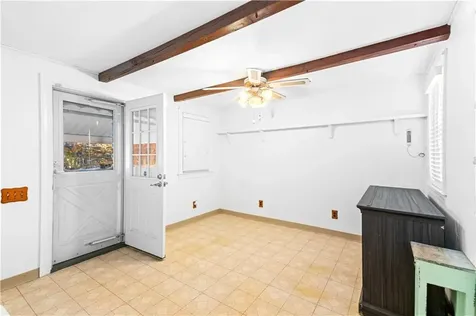 148 Stone Avenue Warwick RI 02889