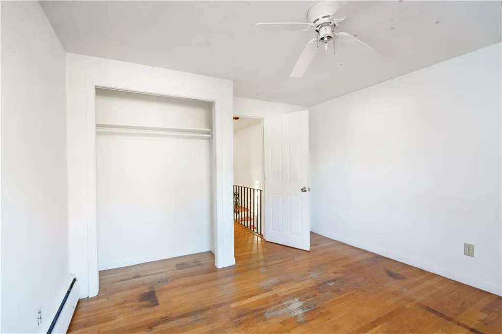 563 Laurel Hill Avenue Cranston RI 02920