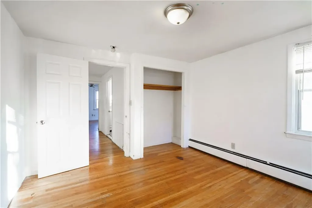 563 Laurel Hill Avenue Cranston RI 02920