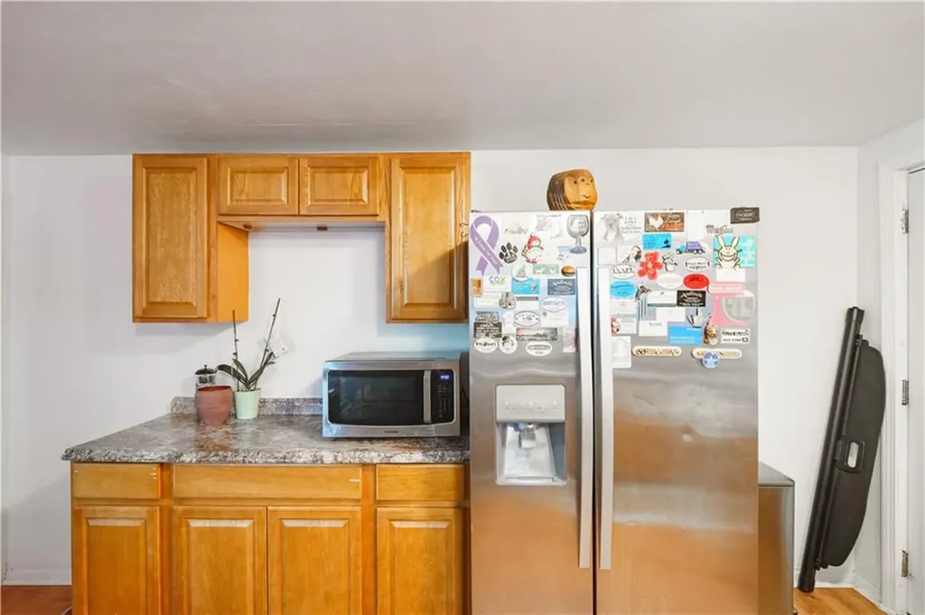 563 Laurel Hill Avenue Cranston RI 02920