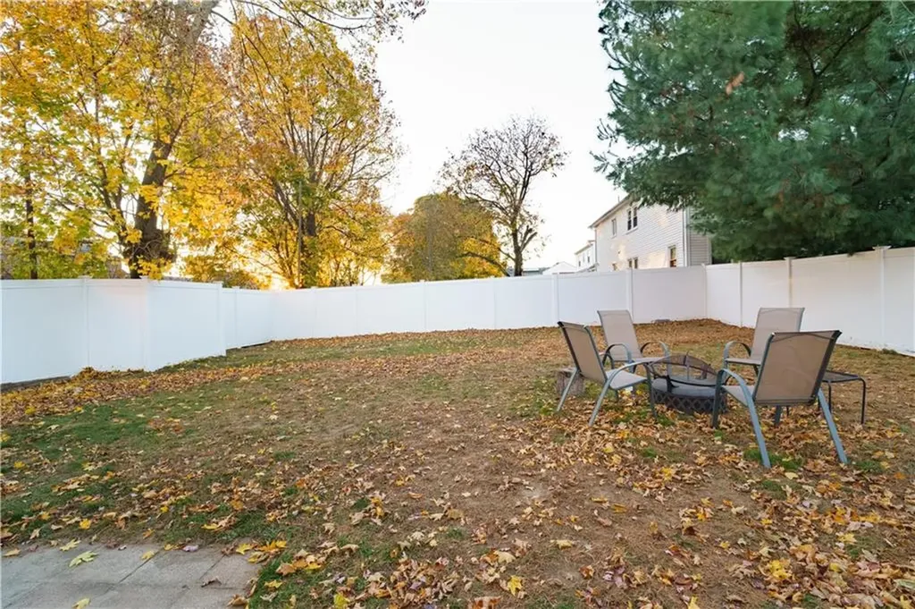 563 Laurel Hill Avenue Cranston RI 02920