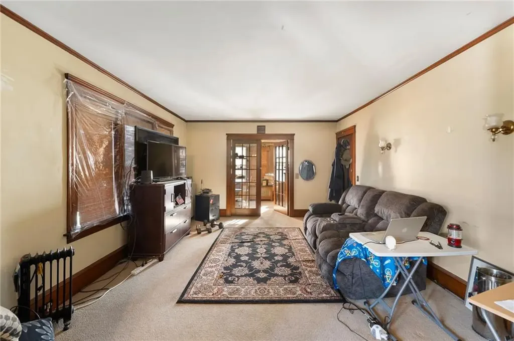 51 53 Oakland Avenue Cranston RI 02910