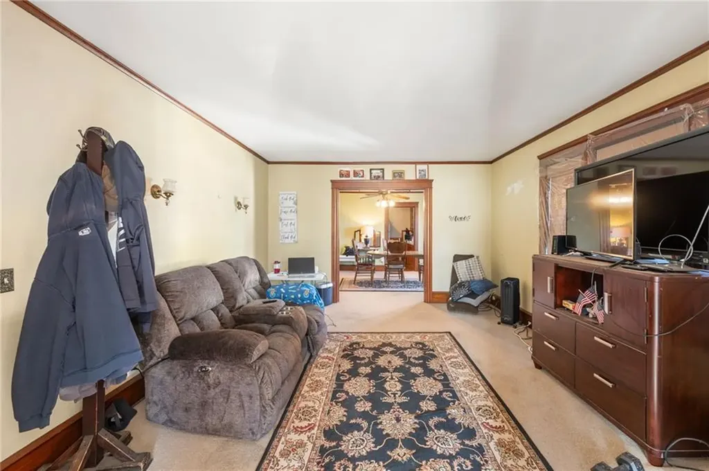 51 53 Oakland Avenue Cranston RI 02910