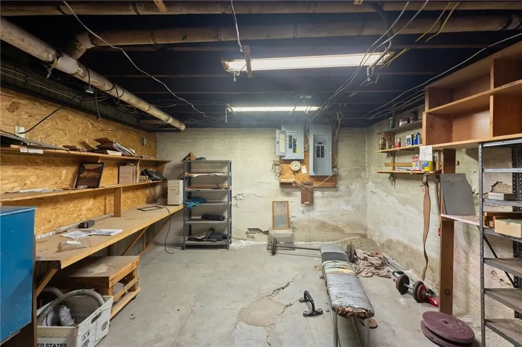 51 53 Oakland Avenue Cranston RI 02910