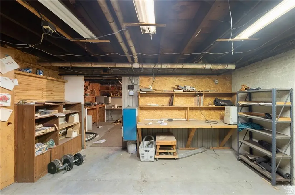 51 53 Oakland Avenue Cranston RI 02910