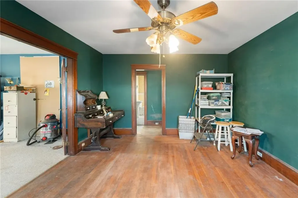 51 53 Oakland Avenue Cranston RI 02910
