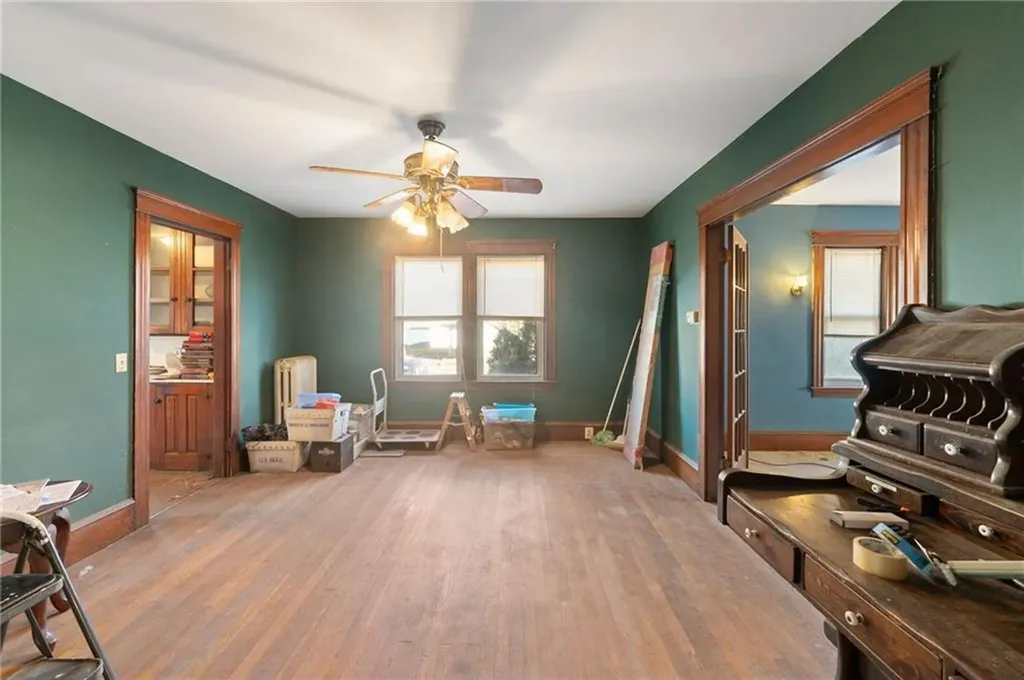 51 53 Oakland Avenue Cranston RI 02910