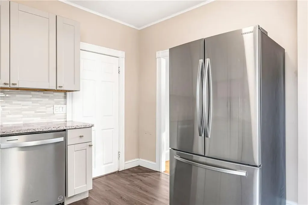 12 Lookout Avenue North Providence RI 02911