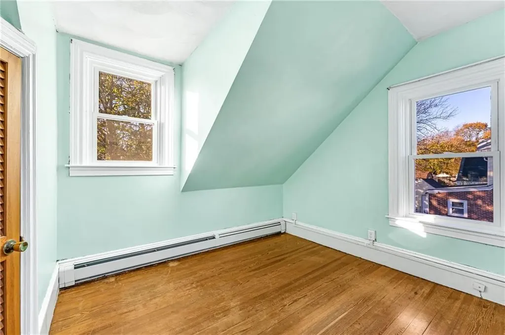 12 Lookout Avenue North Providence RI 02911