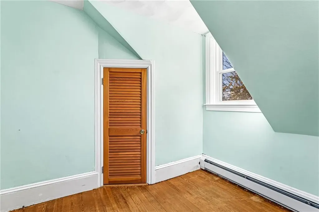 12 Lookout Avenue North Providence RI 02911