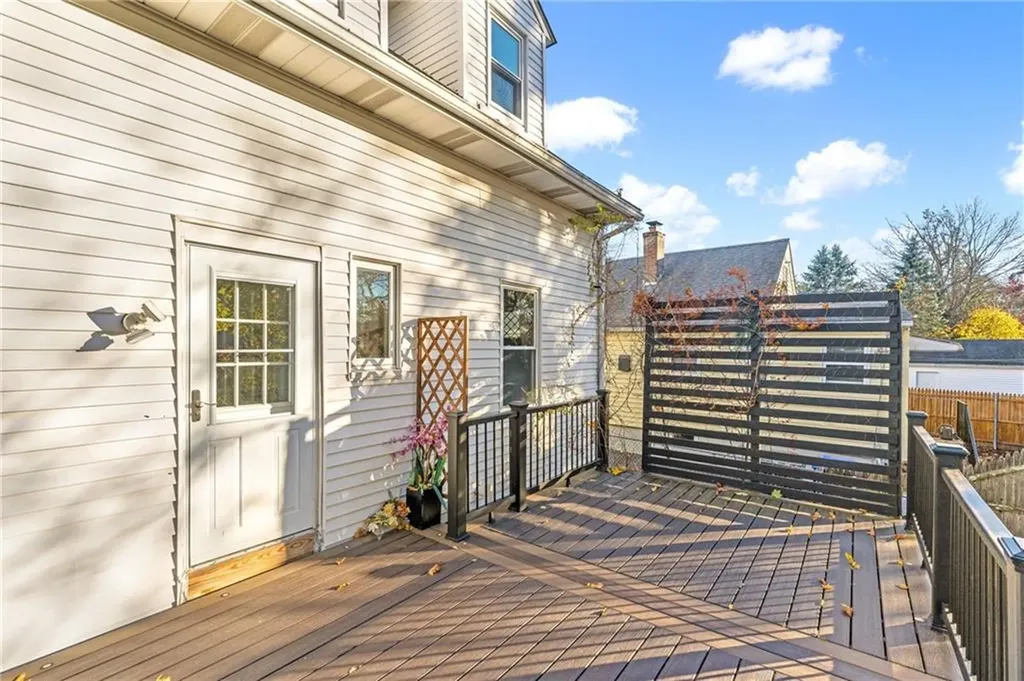 12 Lookout Avenue North Providence RI 02911