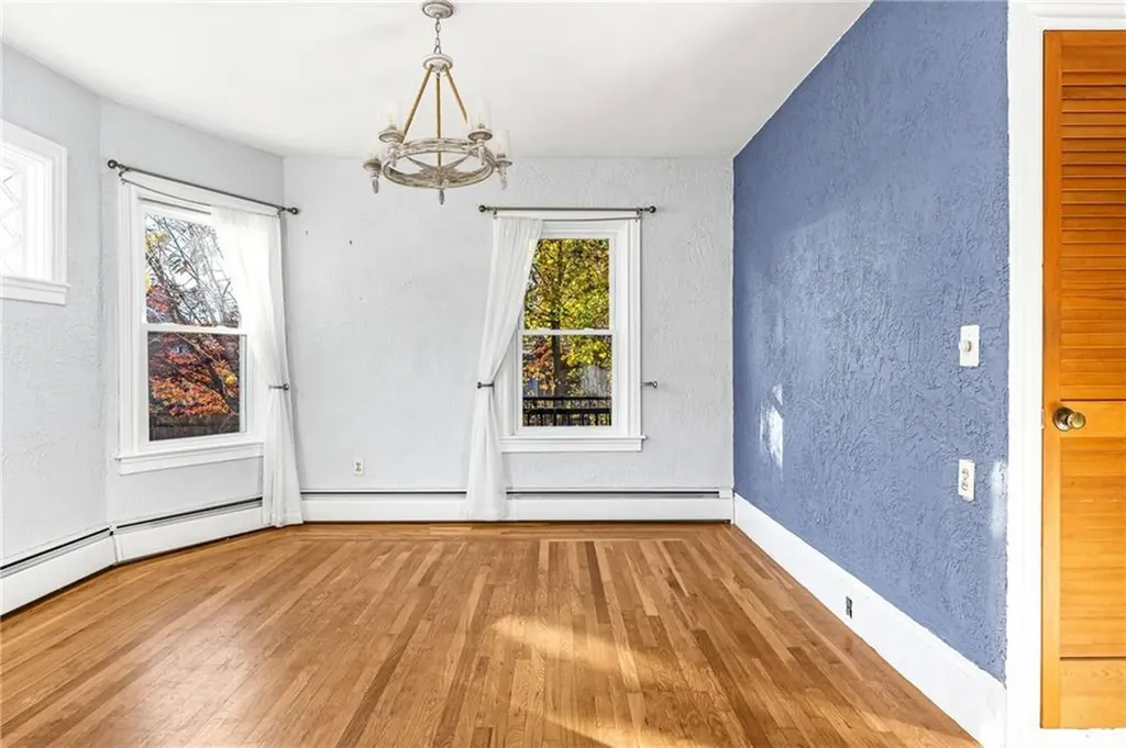 12 Lookout Avenue North Providence RI 02911