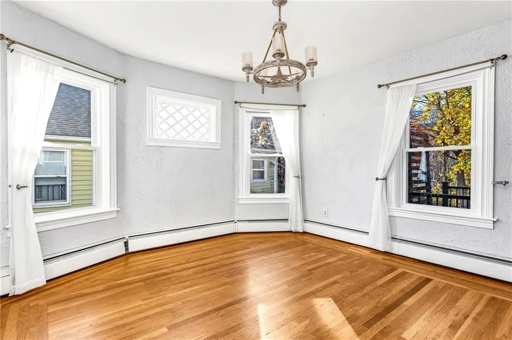12 Lookout Avenue North Providence RI 02911