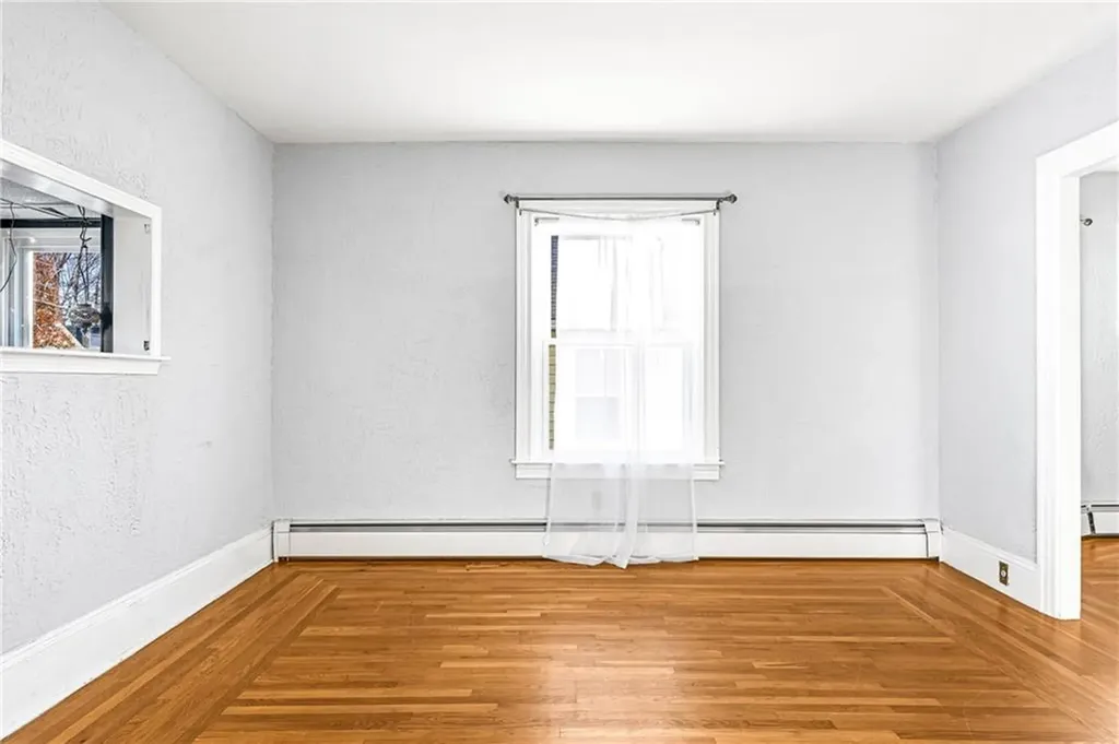 12 Lookout Avenue North Providence RI 02911
