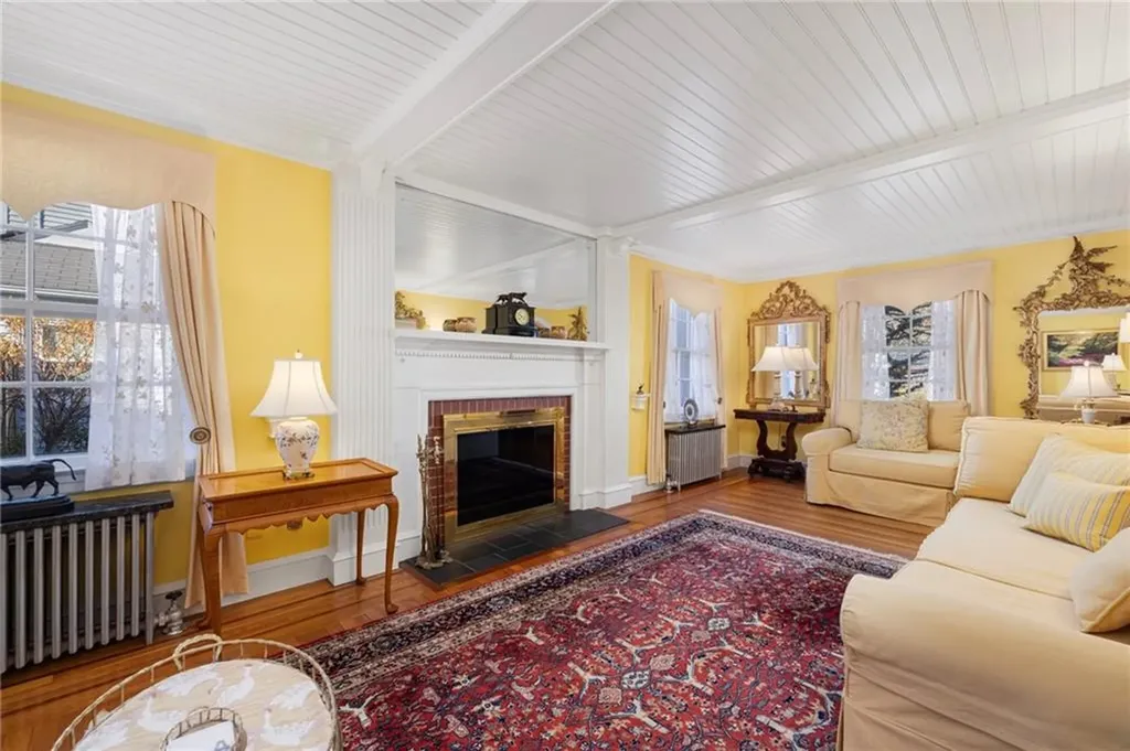 50 Betsey Williams Drive Cranston RI 02905