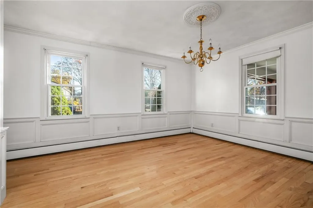 16 Tiffany Drive Cumberland RI 02864