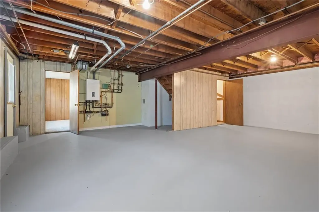 16 Tiffany Drive Cumberland RI 02864