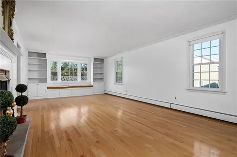 16 Tiffany Drive Cumberland RI 02864