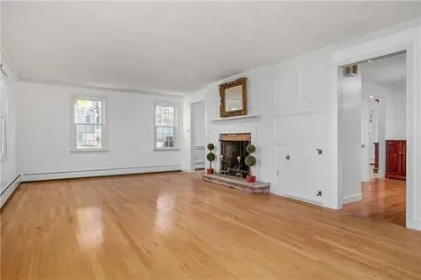 16 Tiffany Drive Cumberland RI 02864