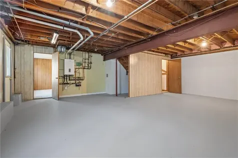 16 Tiffany Drive Cumberland RI 02864