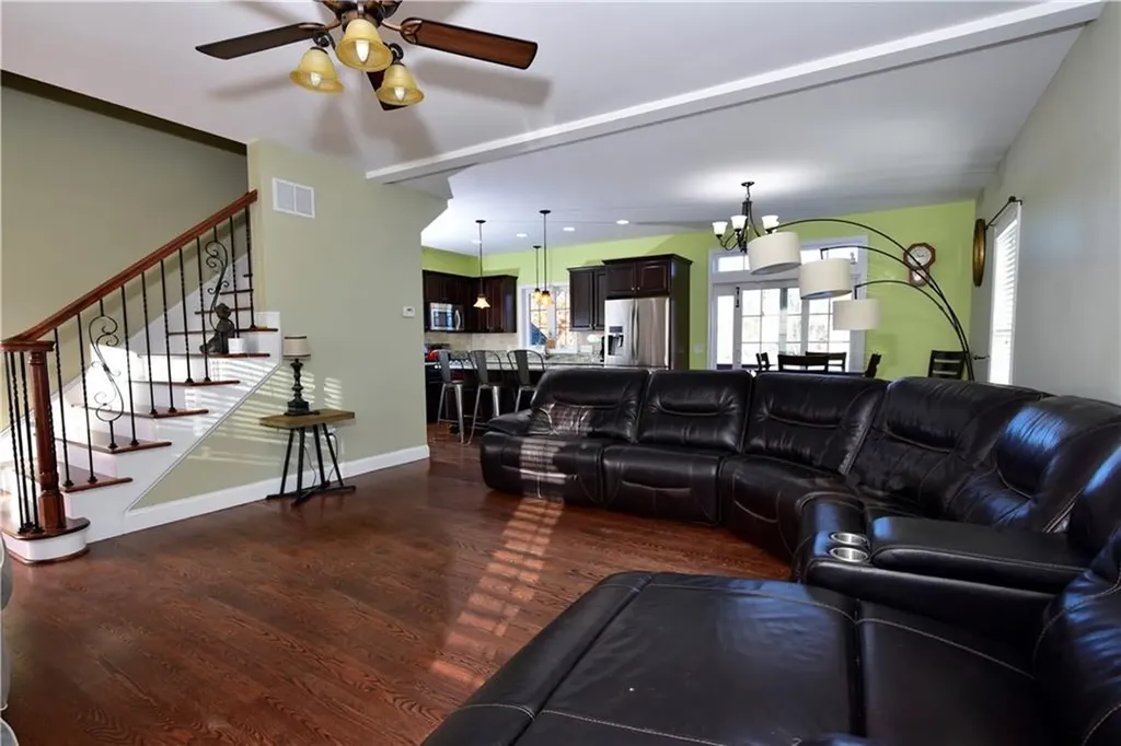 42 Tilbury Drive Bristol RI 02809
