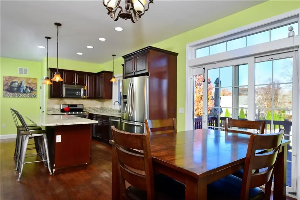 42 Tilbury Drive Bristol RI 02809