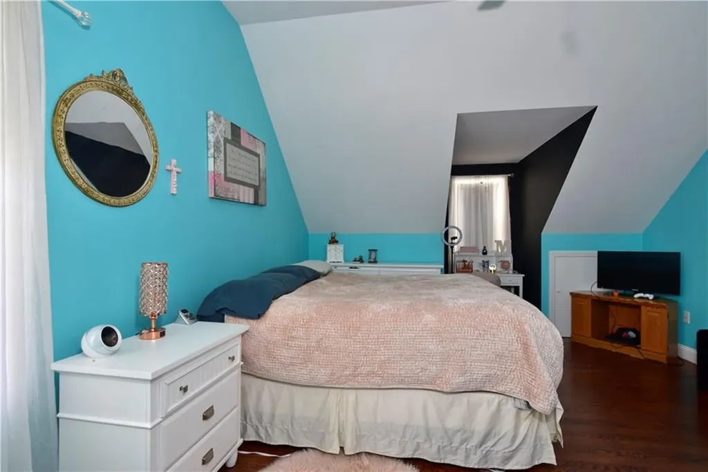 42 Tilbury Drive Bristol RI 02809