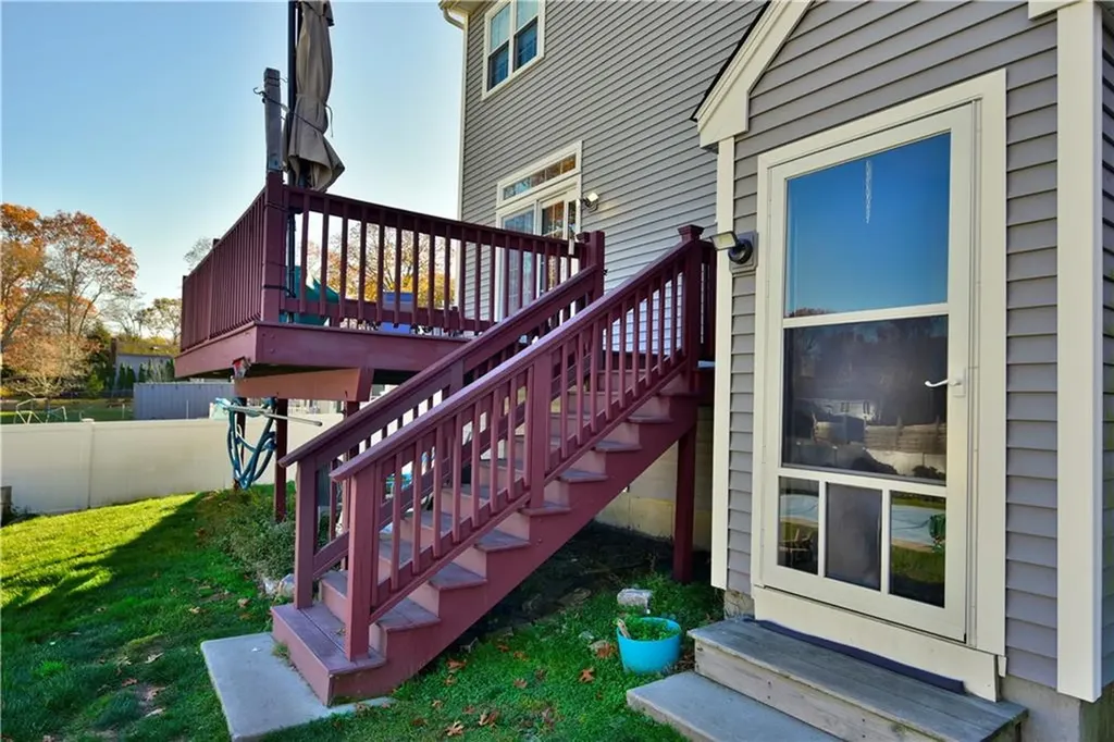 42 Tilbury Drive Bristol RI 02809
