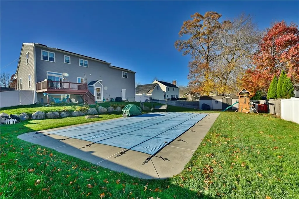 42 Tilbury Drive Bristol RI 02809