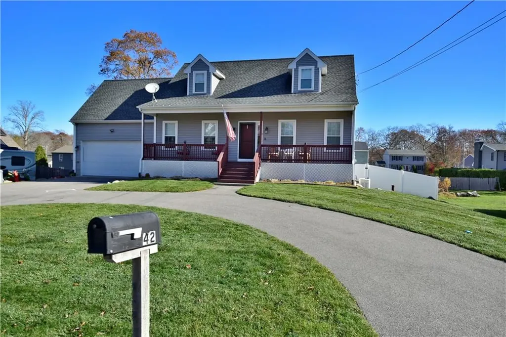 42 Tilbury Drive Bristol RI 02809