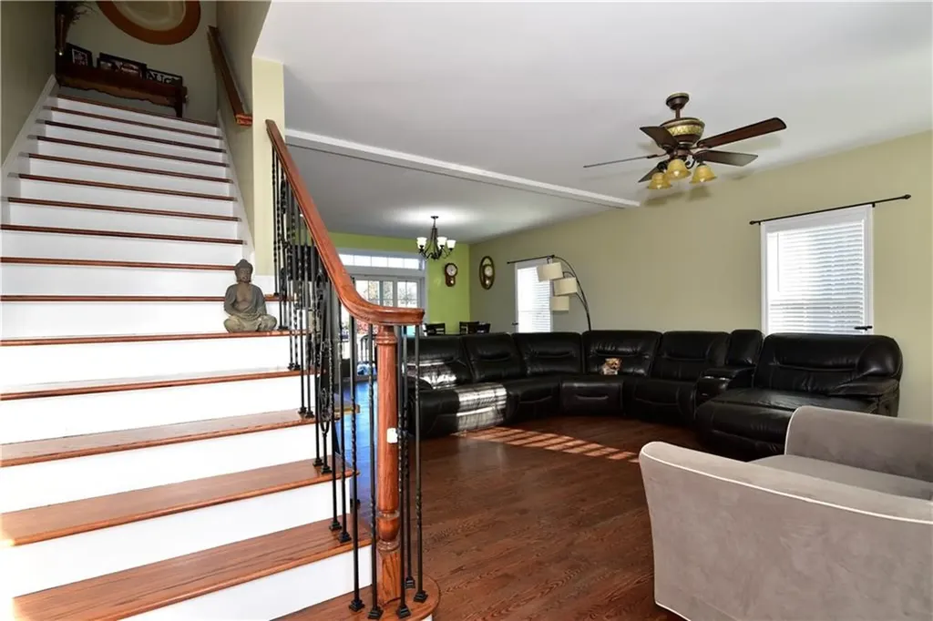 42 Tilbury Drive Bristol RI 02809