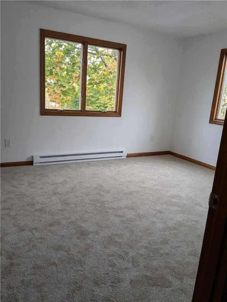 6 Beacon Street Westerly RI 02891
