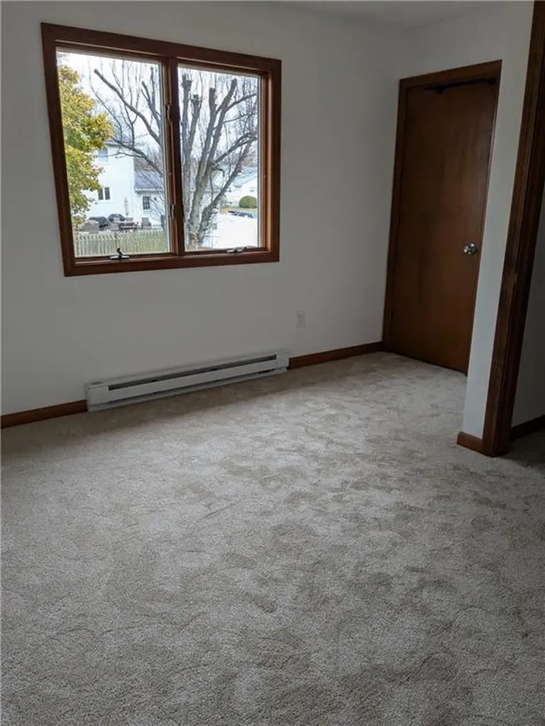 6 Beacon Street Westerly RI 02891