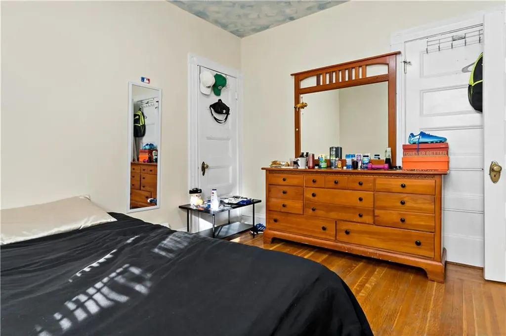 122 Ontario Street Providence RI 02907