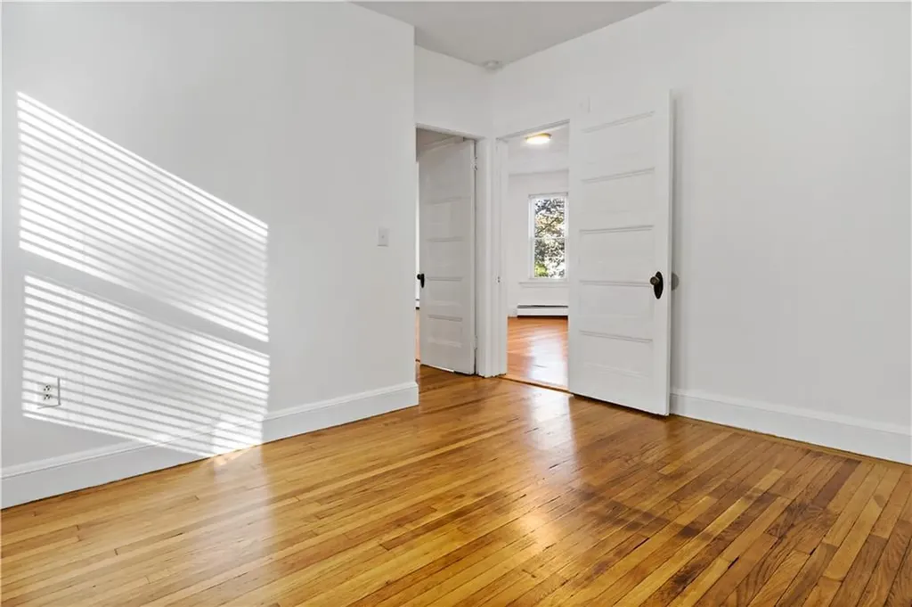 122 Ontario Street Providence RI 02907