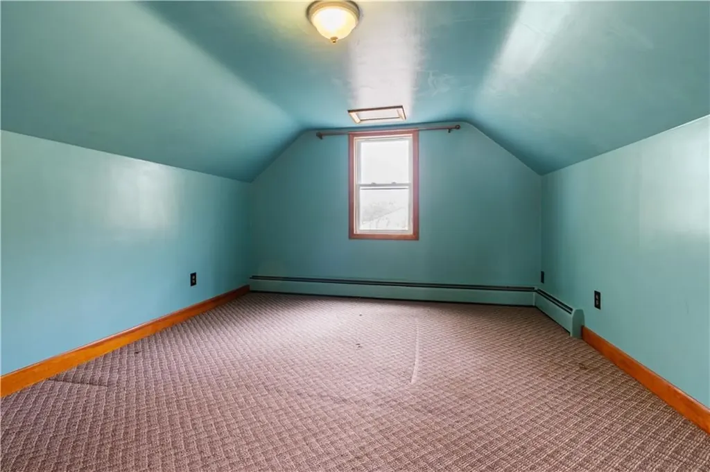 1 Hanley Lane Warren RI 02885