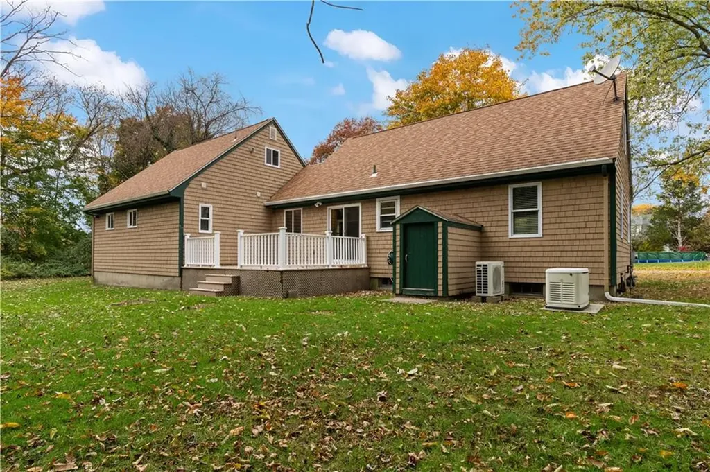 1 Hanley Lane Warren RI 02885