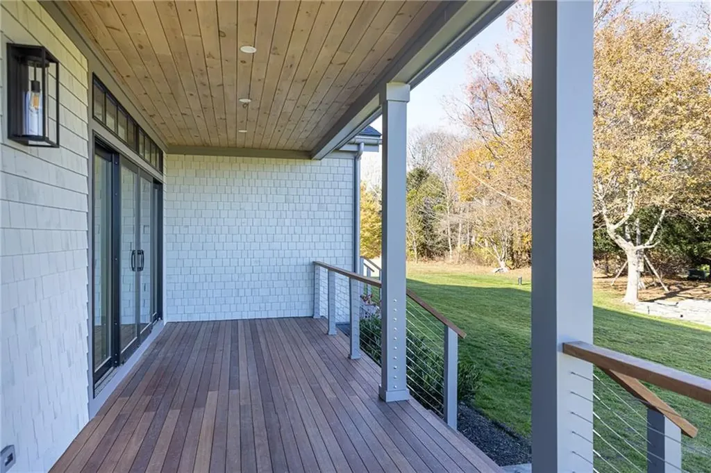 1 Stone Bridge Drive Middletown RI 02842