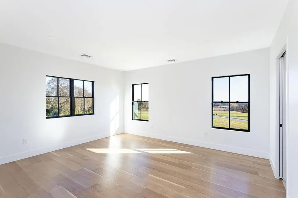 1 Stone Bridge Drive Middletown RI 02842