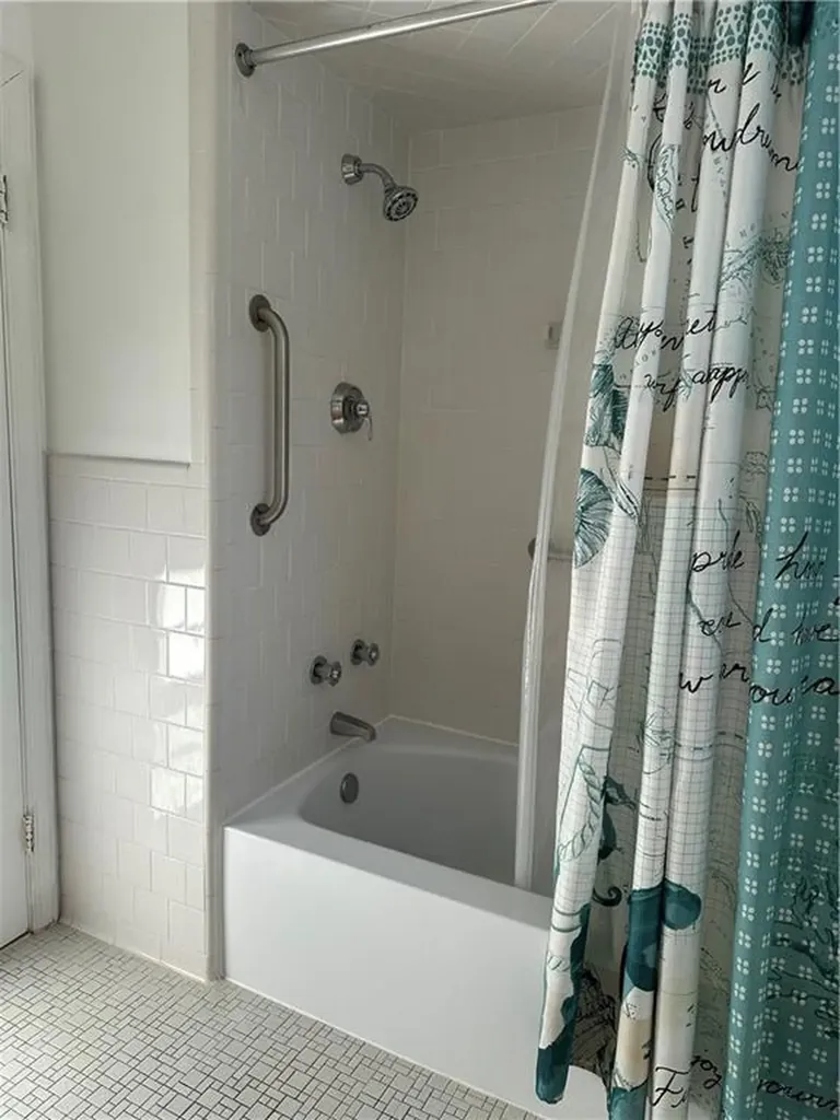 203 Lincoln Avenue Barrington RI 02806