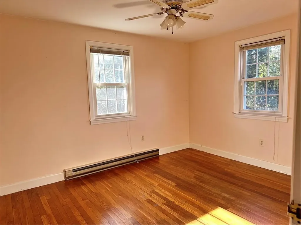 203 Lincoln Avenue Barrington RI 02806