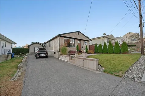 9 Sherman Avenue North Providence RI 02911